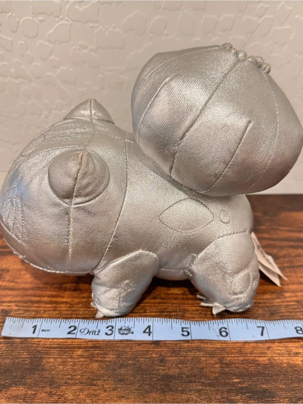 Pokemon Bulbasaur Silver Select 7 inch Plush 25th Anniversary RARE